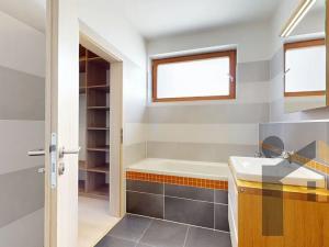 Pronájem bytu 3+kk, Praha - Stodůlky, Márova, 71 m2