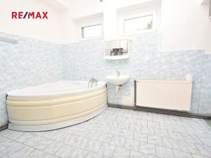 Prodej bytu 3+1, Otvovice, 192 m2