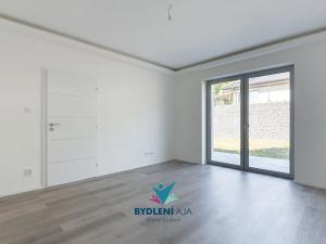 Prodej rodinného domu, Dubí, V Aleji, 206 m2