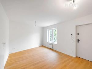 Prodej bytu 1+kk, Praha - Zbraslav, Elišky Přemyslovny, 25 m2