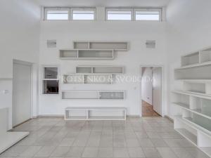 Prodej vily, Křižanov, Benešovo náměstí, 530 m2