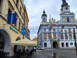 Pronájem bytu 2+kk, České Budějovice, nám. Přemysla Otakara II., 64 m2