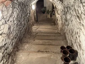 Pronájem atypického bytu, Broumov, Mírové náměstí, 120 m2