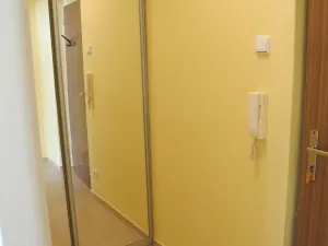 Pronájem bytu 1+1, Zlín, 35 m2