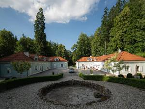 Prodej vícegeneračního domu, Nové Hrady, 880 m2