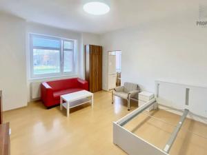 Prodej bytu 1+1, Brno, Charbulova, 37 m2