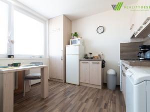 Pronájem bytu 1+1, Hodonín, Národní třída, 33 m2