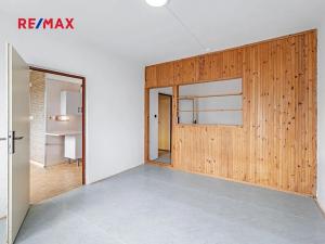 Pronájem bytu 1+1, Jindřichův Hradec, sídliště Vajgar, 43 m2