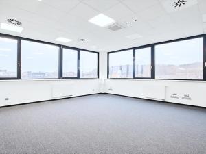 Pronájem kanceláře, Praha - Vysočany, Poděbradská, 200 m2