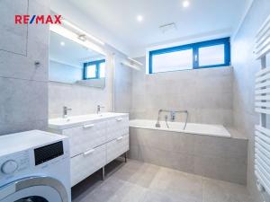 Pronájem bytu 3+kk, Praha - Hlubočepy, Pražského, 67 m2