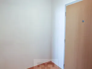 Pronájem bytu 1+kk, Praha - Hostivař, Rižská, 34 m2