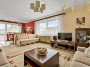 Prodej rodinného domu, Vrhaveč - Neznašovy, 253 m2