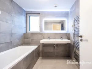 Pronájem rodinného domu, Horoušany, Kubišova, 120 m2