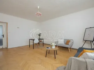 Prodej bytu 2+1, Český Těšín, Odboje, 69 m2