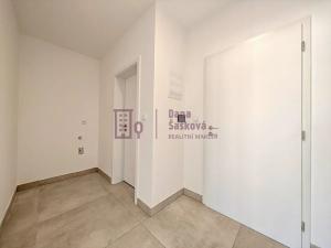 Pronájem bytu 1+kk, Jindřichův Hradec, Nádražní, 43 m2