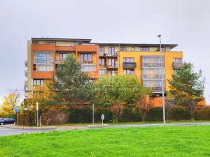 Pronájem bytu 1+kk, Praha - Čakovice, Schoellerova, 43 m2