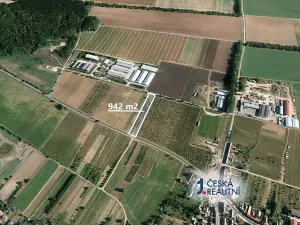 Prodej podílu pole, Hrádek, 2824 m2