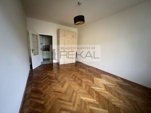 Pronájem bytu 1+kk, Praha - Vinohrady, Londýnská, 28 m2