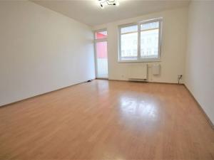 Pronájem bytu 2+kk, Praha - Vysočany, Poděbradská, 65 m2