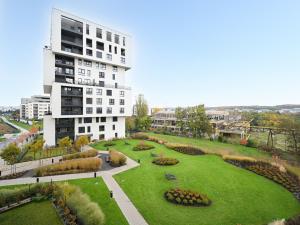 Pronájem bytu 3+kk, Praha - Vysočany, Oktábcových, 97 m2