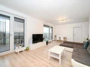 Pronájem bytu 3+kk, Praha - Vysočany, Oktábcových, 97 m2