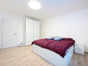 Pronájem bytu 3+kk, Praha - Vysočany, Oktábcových, 97 m2