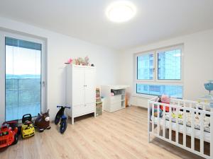 Pronájem bytu 3+kk, Praha - Vysočany, Oktábcových, 97 m2