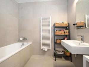 Pronájem bytu 3+kk, Praha - Vysočany, Oktábcových, 97 m2