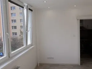 Pronájem bytu 2+1, Hodonín, Šumná, 45 m2