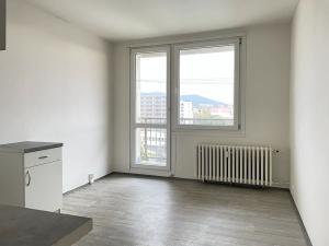 Pronájem bytu 2+kk, Litvínov, Valdštejnská, 35 m2