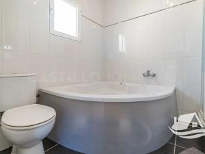 Prodej vily, San Miguel de Salinas, Španělsko, 198 m2