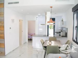 Prodej vily, Torrevieja, Španělsko, 95 m2