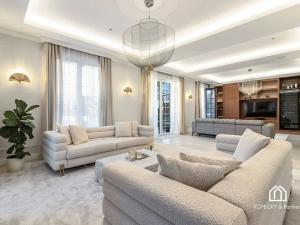 Prodej rodinného domu, Přezletice, Čakovická, 405 m2