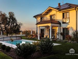 Prodej rodinného domu, Přezletice, Čakovická, 405 m2