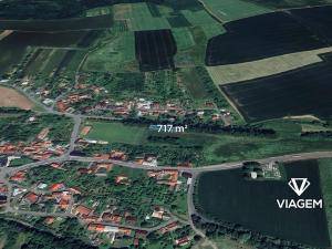 Prodej pole, Komárno, 717 m2