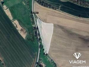 Prodej podílu pole, Týn nad Vltavou, 2092 m2