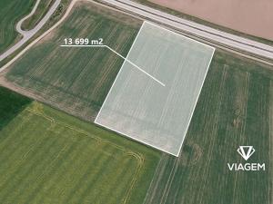 Prodej podílu pole, Lutopecny, 2283 m2