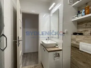 Pronájem bytu 2+1, České Budějovice, J. Plachty, 49 m2