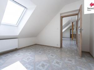 Prodej bytu 4+kk, Břežany II, 102 m2