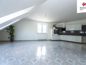 Prodej bytu 3+kk, Břežany II, 83 m2