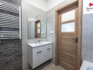 Prodej bytu 3+kk, Břežany II, 83 m2