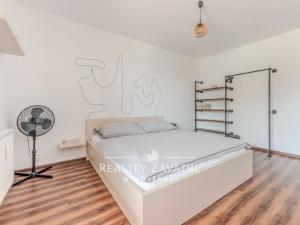 Pronájem bytu 3+1, Pardubice, V Ráji, 90 m2