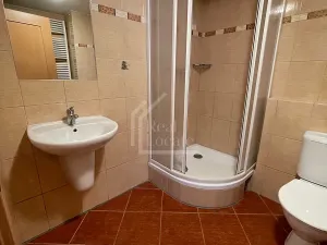 Pronájem bytu 1+kk, Praha - Prosek, Na vyhlídce, 37 m2