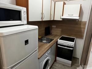Pronájem bytu 2+kk, Praha - Strašnice, Révová, 38 m2