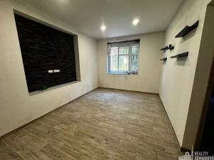 Pronájem bytu 2+kk, Praha - Strašnice, Révová, 38 m2