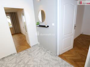 Pronájem bytu 2+1, Mariánské Lázně - Úšovice, Kubelíkova, 63 m2
