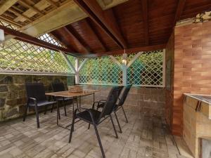 Prodej rodinného domu, Střelná, 144 m2