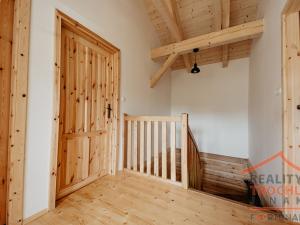 Prodej rodinného domu, Lužany, 425 m2