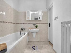 Prodej vícegeneračního domu, Telnice, 303 m2