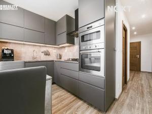 Prodej bytu 3+1, Bučovice, Na Padělcích, 73 m2